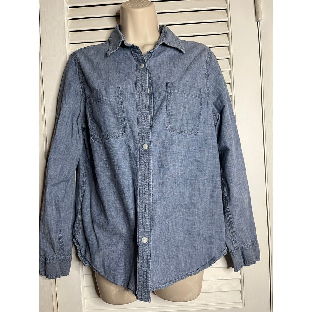 Lands' End denim shirt Size M 100% cotton2 pockets white buttons